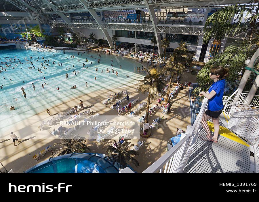 Hemis Canada Alberta Edmonton West Edmonton Mall Grand Centre Commercial Canada World Waterpark Hemis Canada Alberta Edmonton West Edmonton Mall Grand Centre Commercial Canada World Waterpark