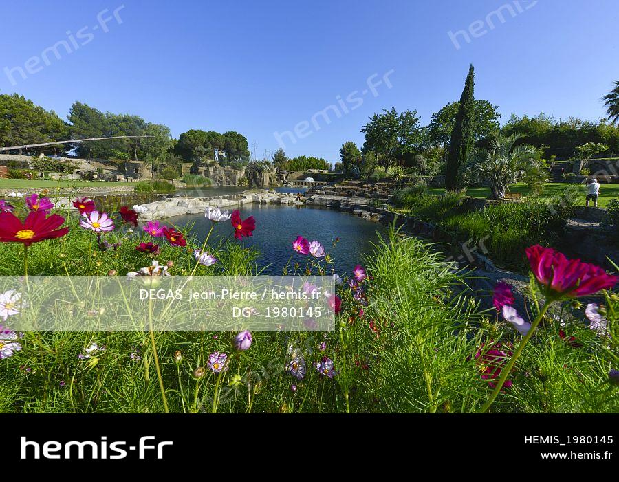 Hemis France Herault Servian Jardin Saint Adrien Jardin Remarquable Parc Paysager Cree Carriere Datant