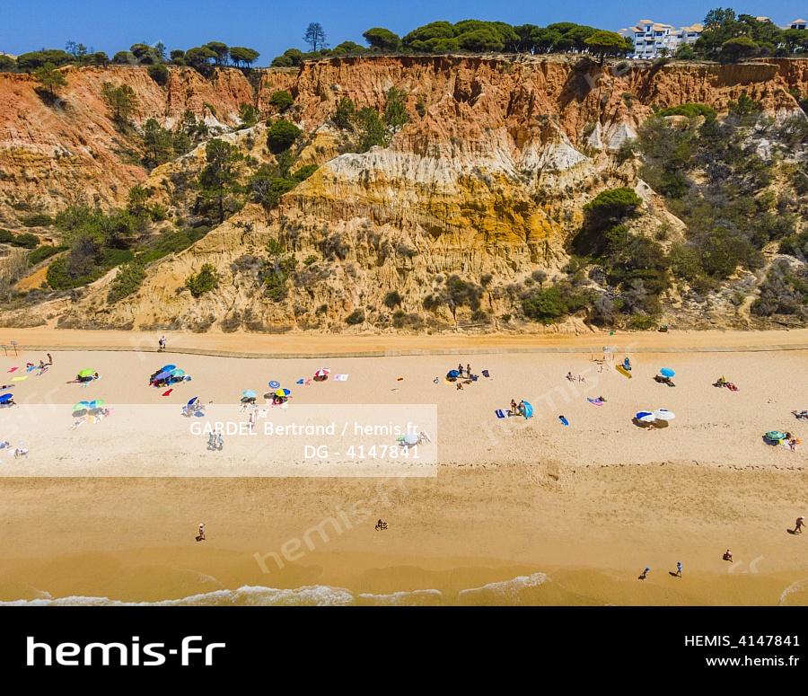 Hemis Portugal algarve albufeira plage praia do barranco das belharucas vue aerienne