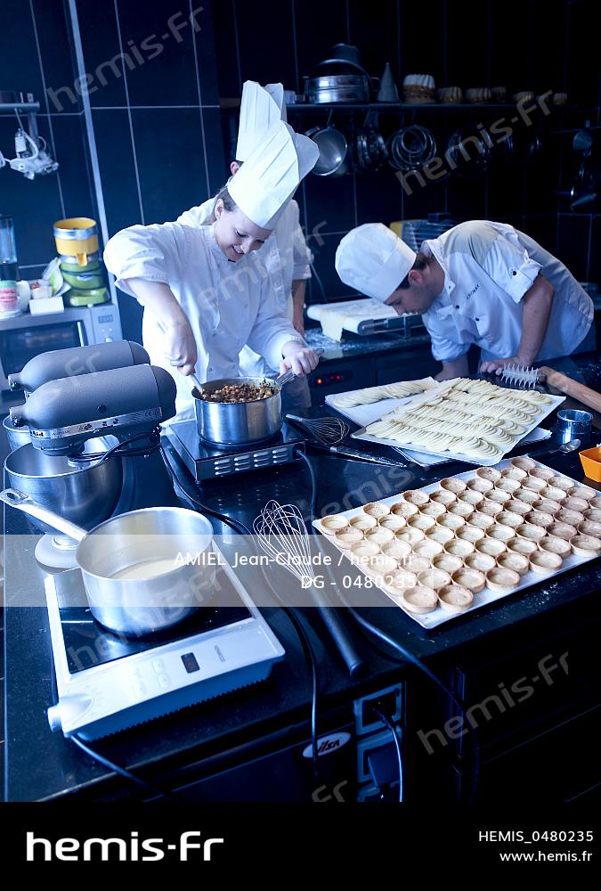 Hemis France Yvelines Saint Germain En Laye Reportage Incursion Gourmande Boutique Petit Gateau