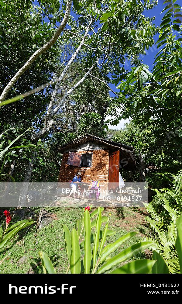 Hemis France ile mayotte mirereni gite mont coumbani banga habitation