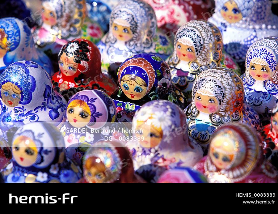 Lot De 2 Poupées Gigognes Empilables Babushka Matriochka Poupée Peinte