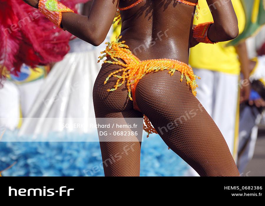 Hemis : France martinique fort de france carnaval fesses danseuse lors carnaval